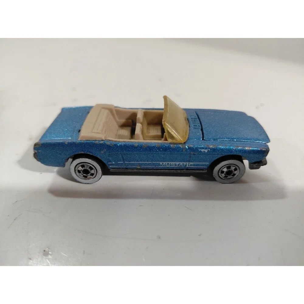 Hot Wheels 1984 Malaysia 1:64 DieCast 1965 Ford Mustang Convertible Muscle Car B